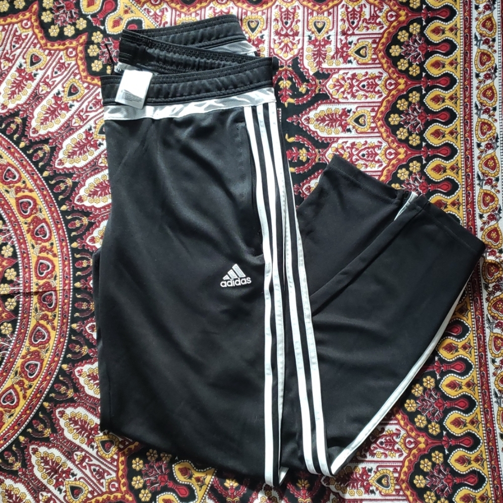 Adidas 3-stripe joggers